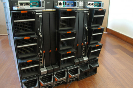 m1000e03.jpg