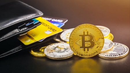 BC-BitcoinFuture2021-Wallet.jpg